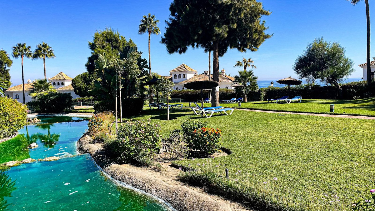 2 Bedroom Apartment in La Duquesa - Фото 20