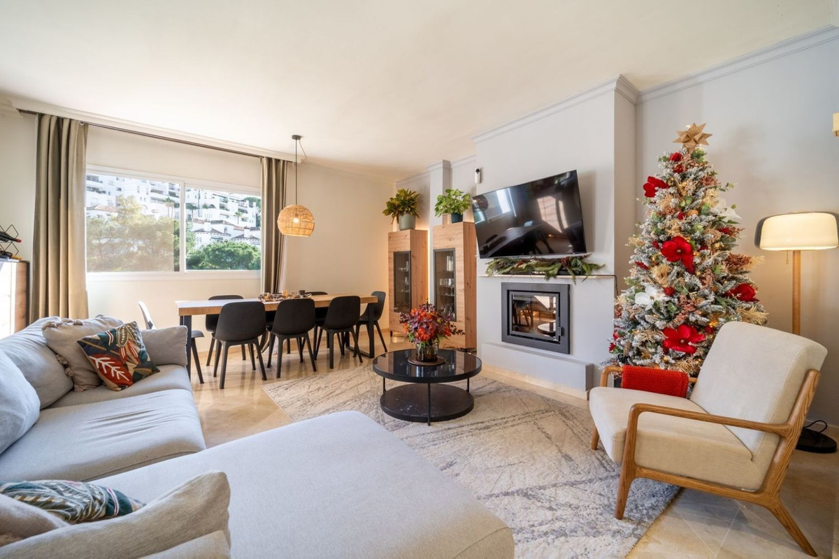 3 Bedroom Apartment in Benahavís - Foto 16