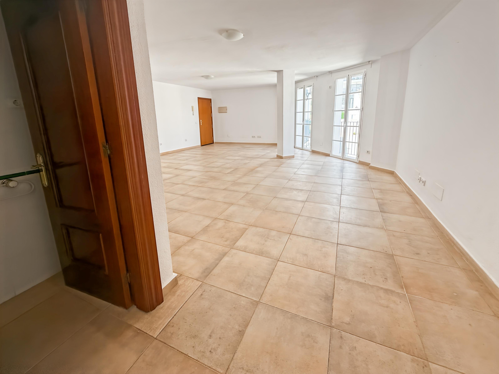 1 Bedroom Penthouse in Benalmádena - Photo 10