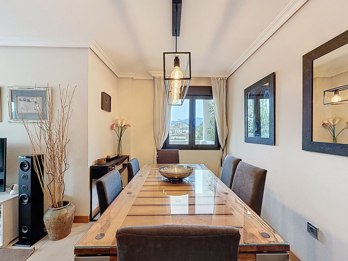 3 Bedroom Apartment in Estepona - Foto 10