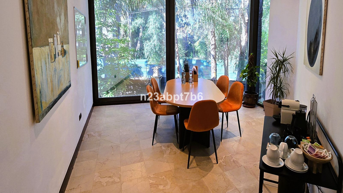 4 Bedroom Villa in Marbella - Foto 36