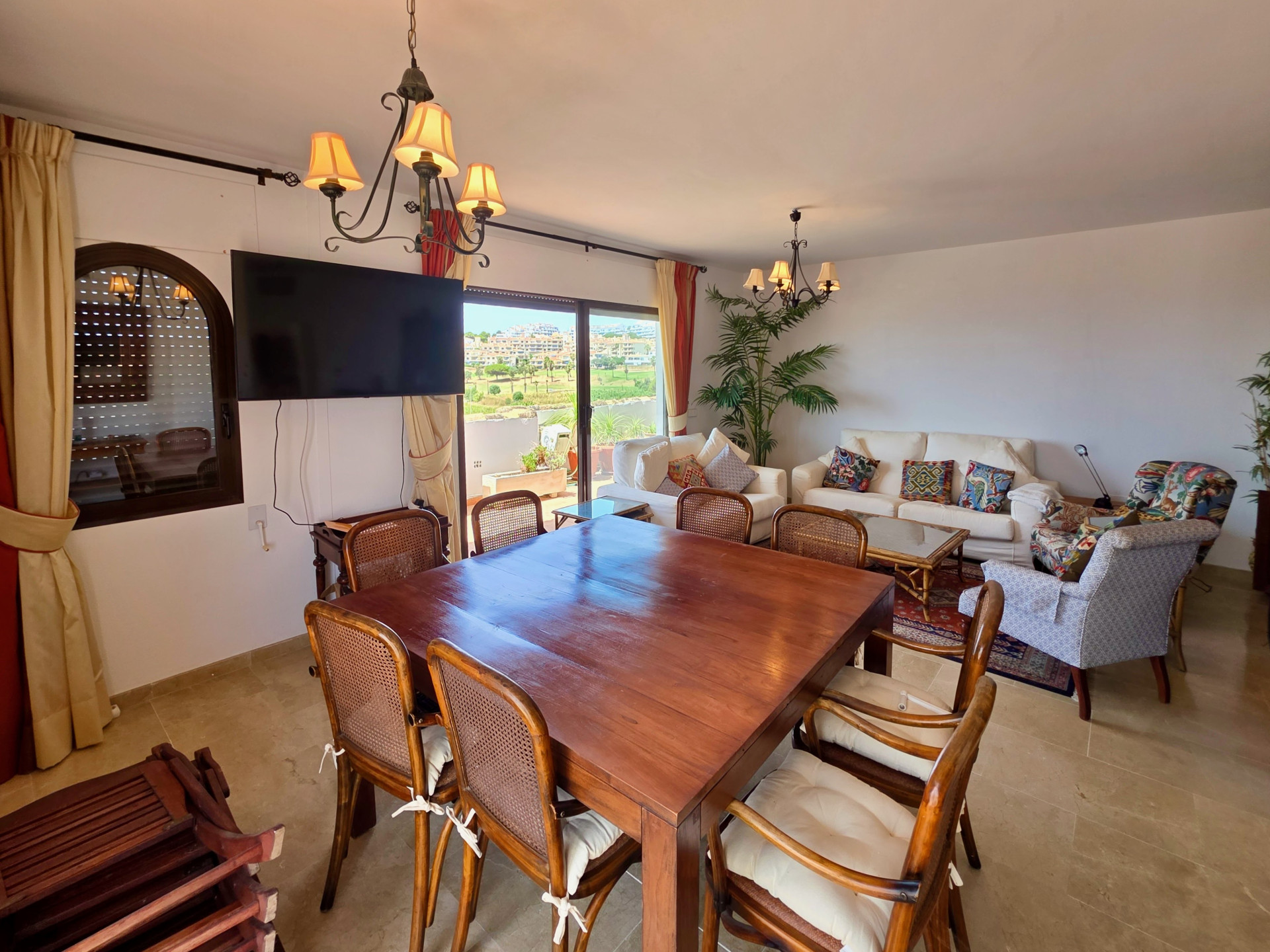 3 Bedroom Penthouse in La Duquesa - Photo 10