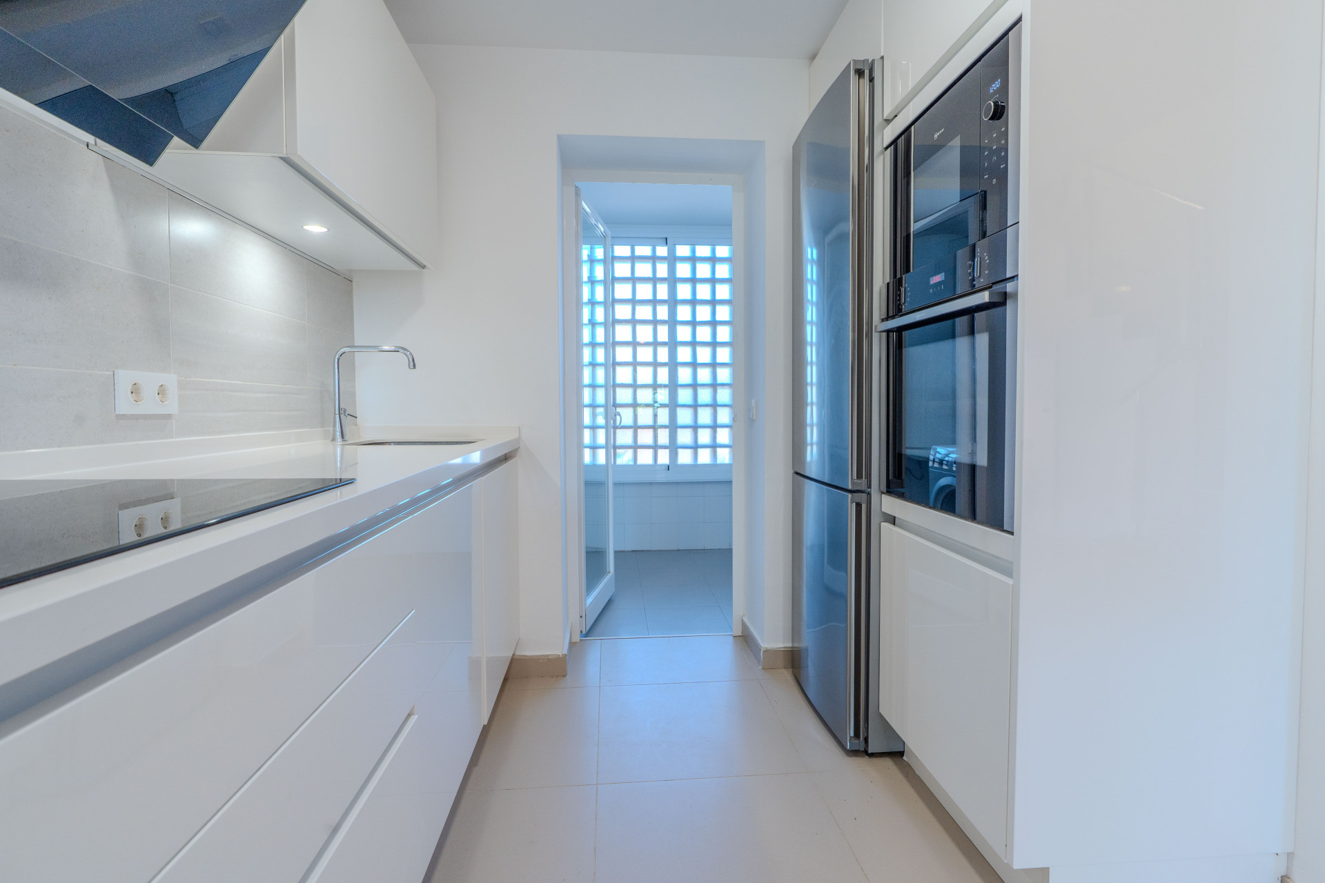 3 Bedroom Townhouse in Estepona - Photo 17