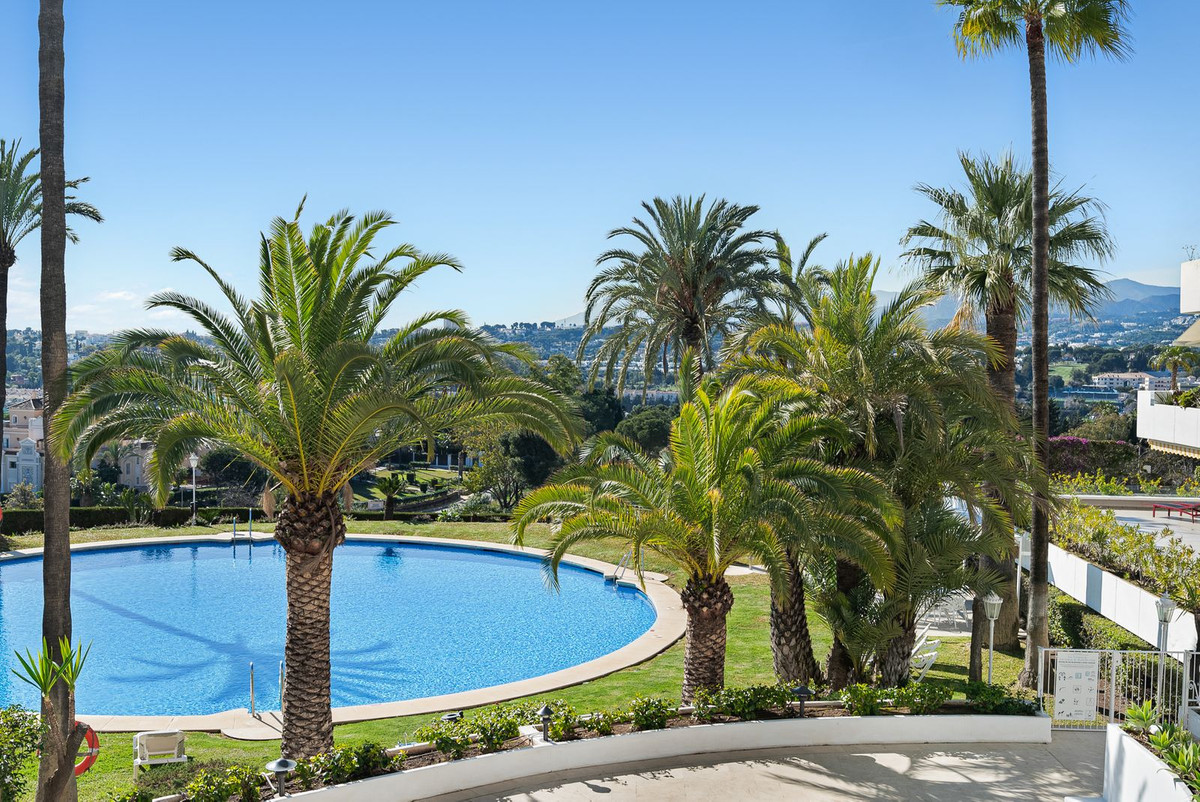 3 Bedroom Apartment in Marbella - Photo 61