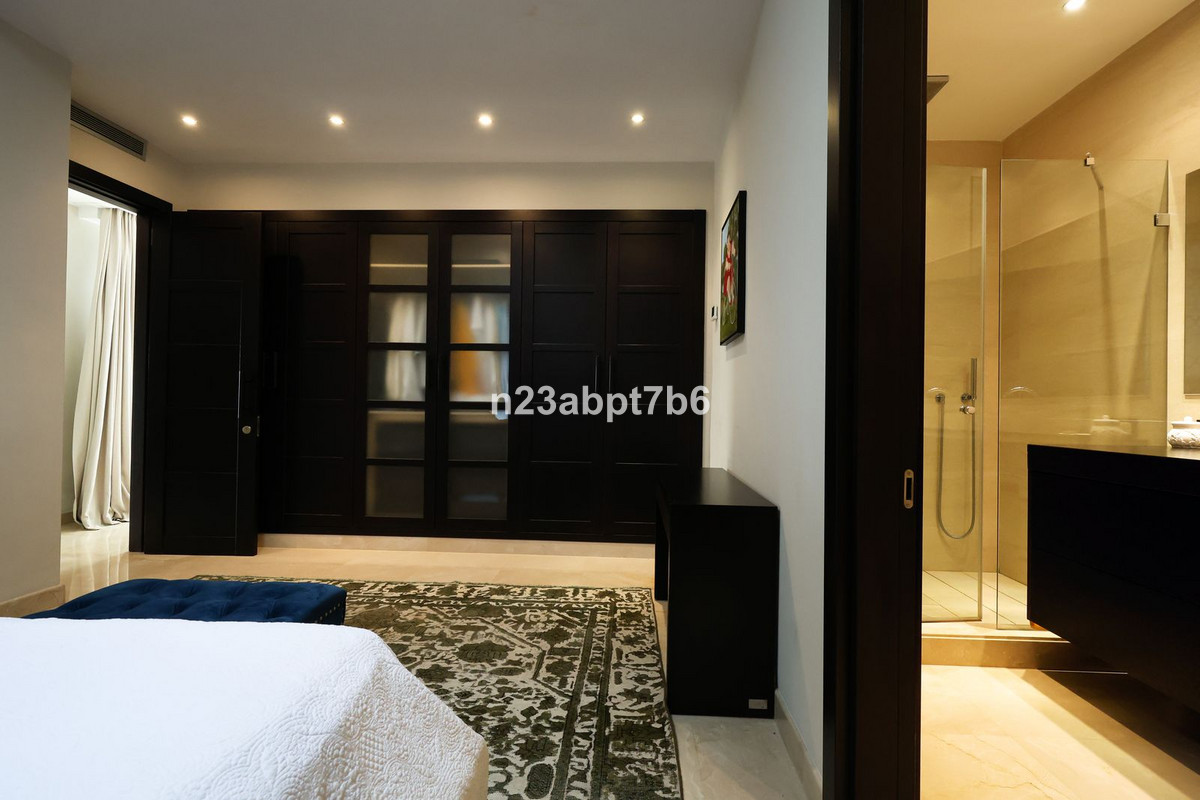 4 Bedroom Villa in Marbella - Foto 19