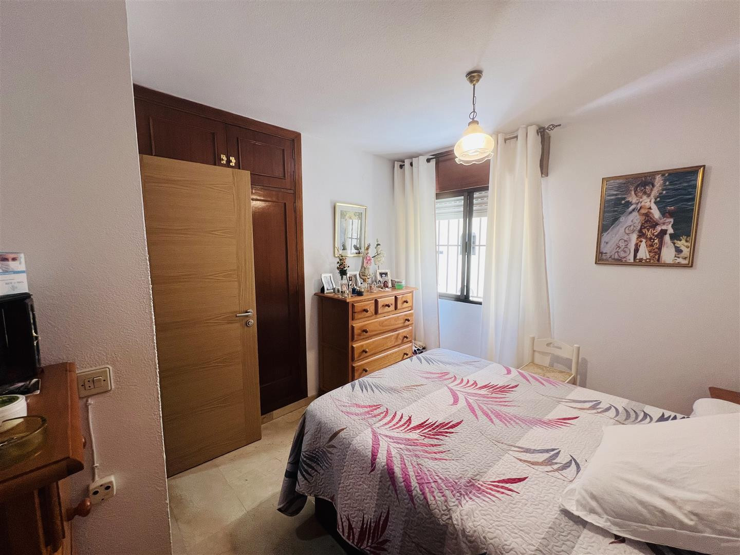 2 Bedroom Apartment in Marbella - Photo 12
