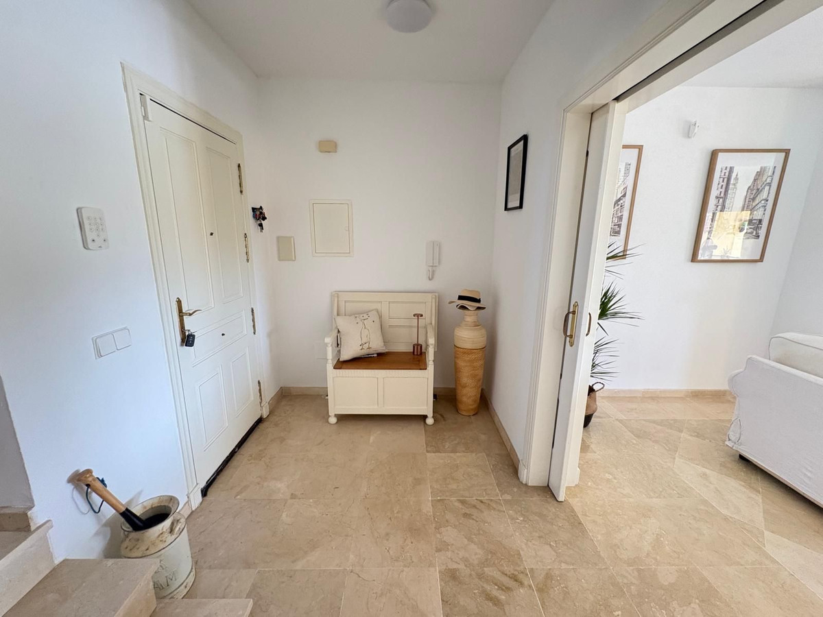3-bedroom villa with pool in Malaga, Spain – Photo 23