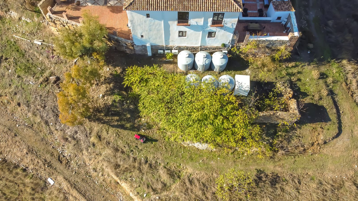 8 Bedroom Country house in Málaga - Photo 63
