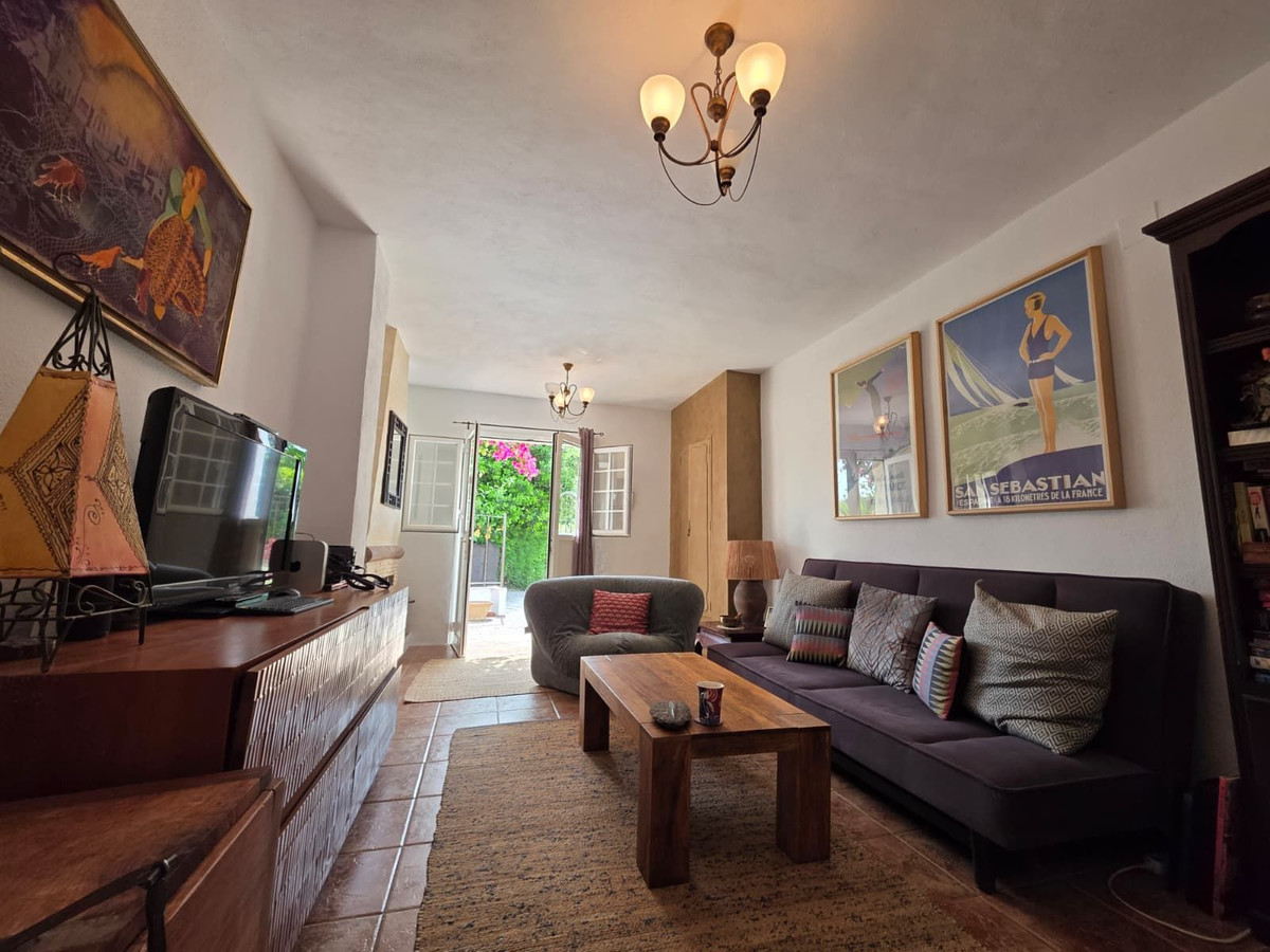 4 Bedroom Country house in Alhaurín el Grande - Photo 5