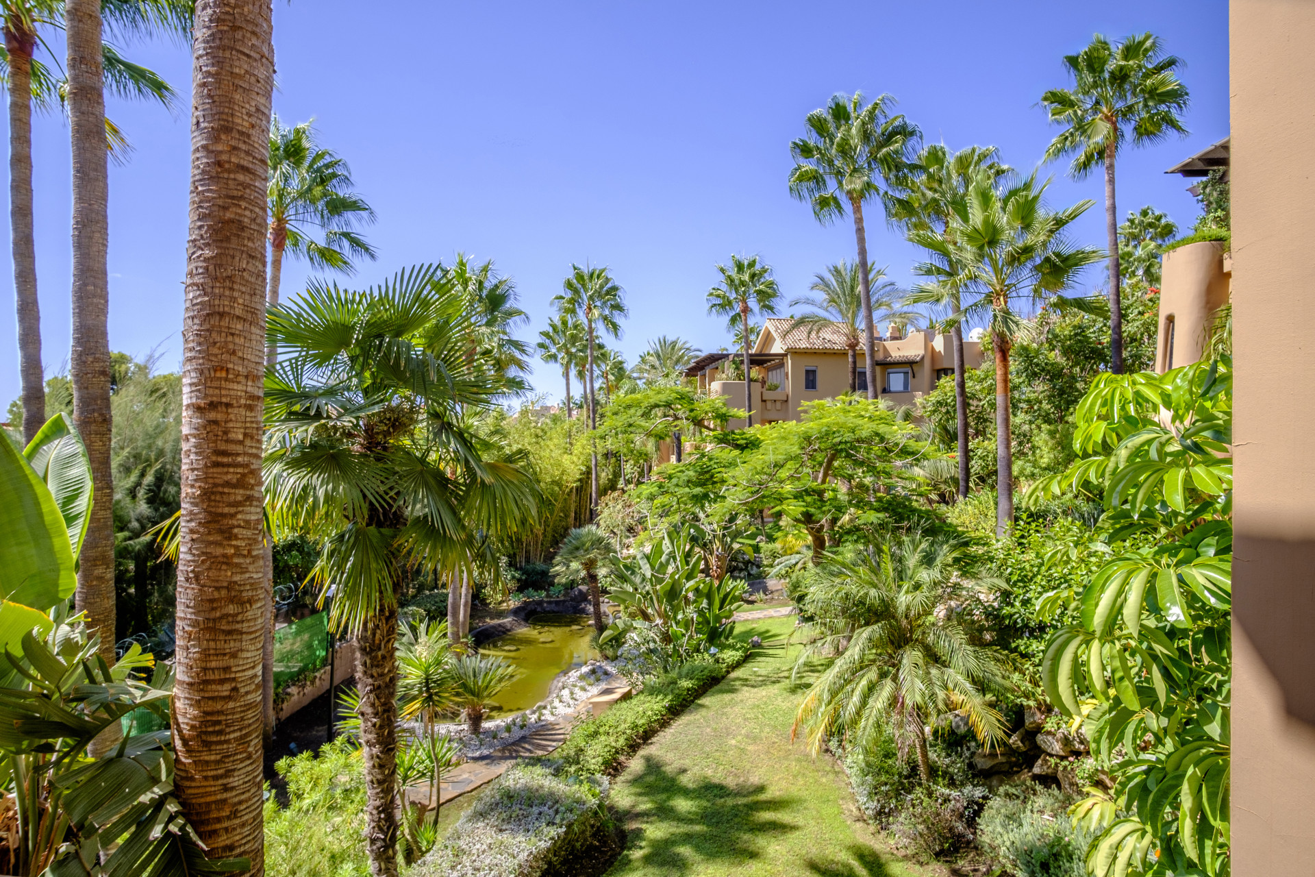 2 Bedroom Apartment in Marbella - Foto 25