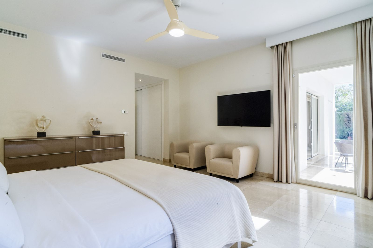 3 Bedroom Villa in San Pedro de Alcántara - Foto 17