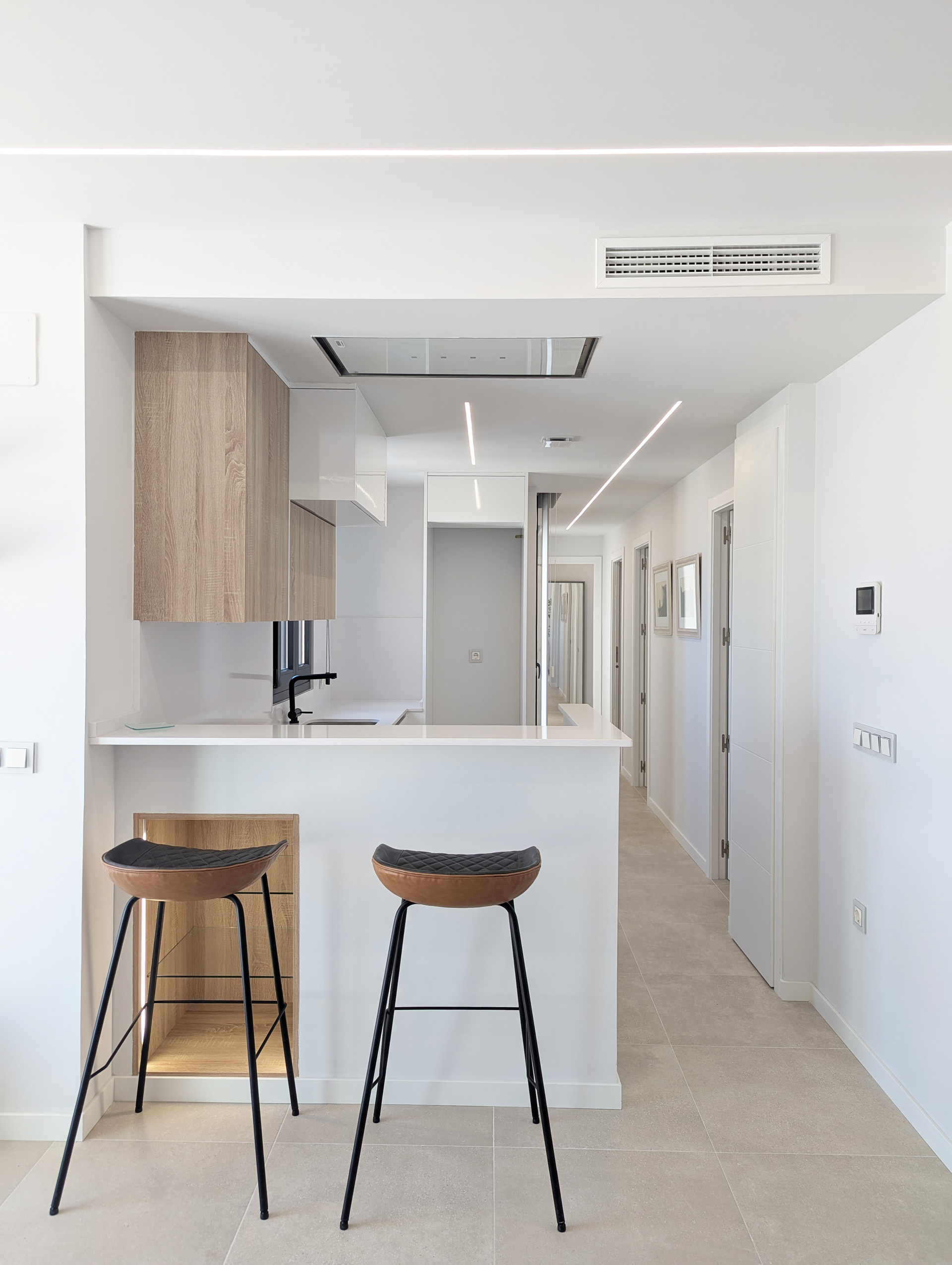 Apartamento com 2 quartos com vista mar em Alicante, Espanha – Foto 3