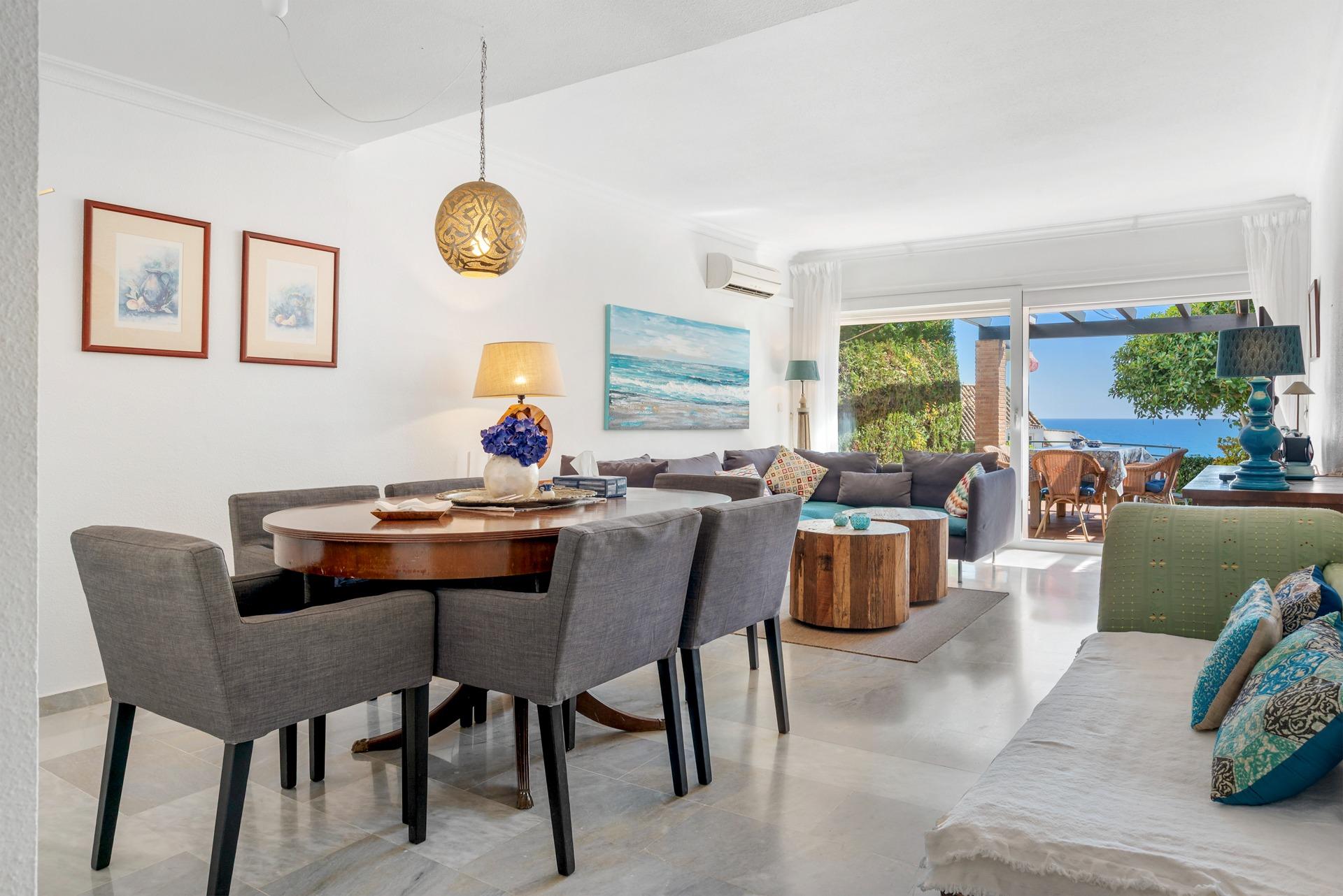 3 Bedroom Villa in Estepona - Photo 5