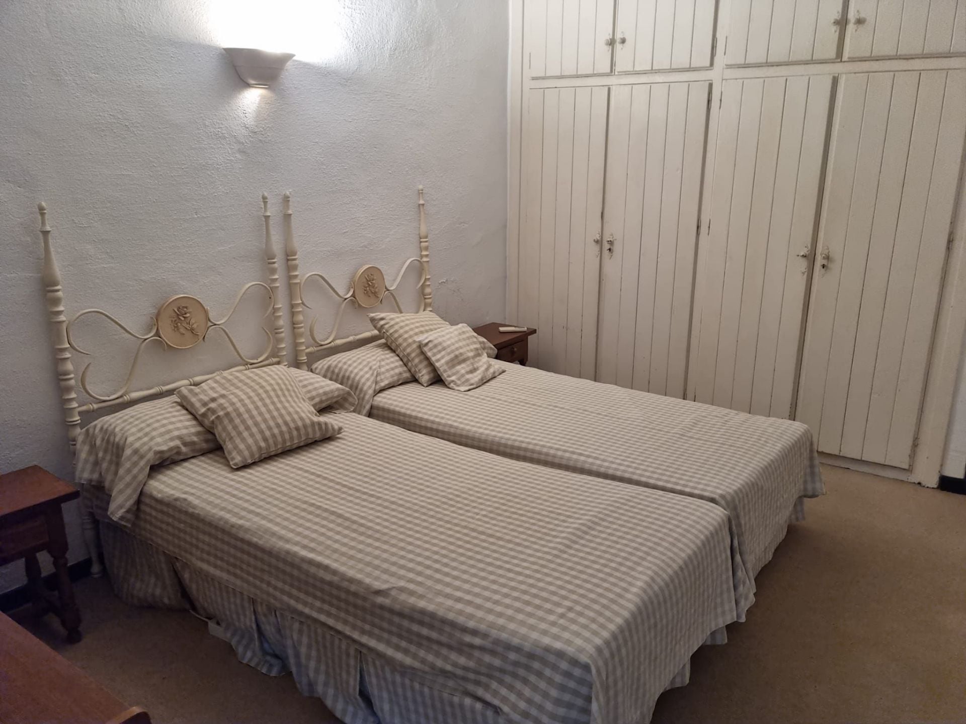 2 Bedroom Apartment in Marbella - Photo 23