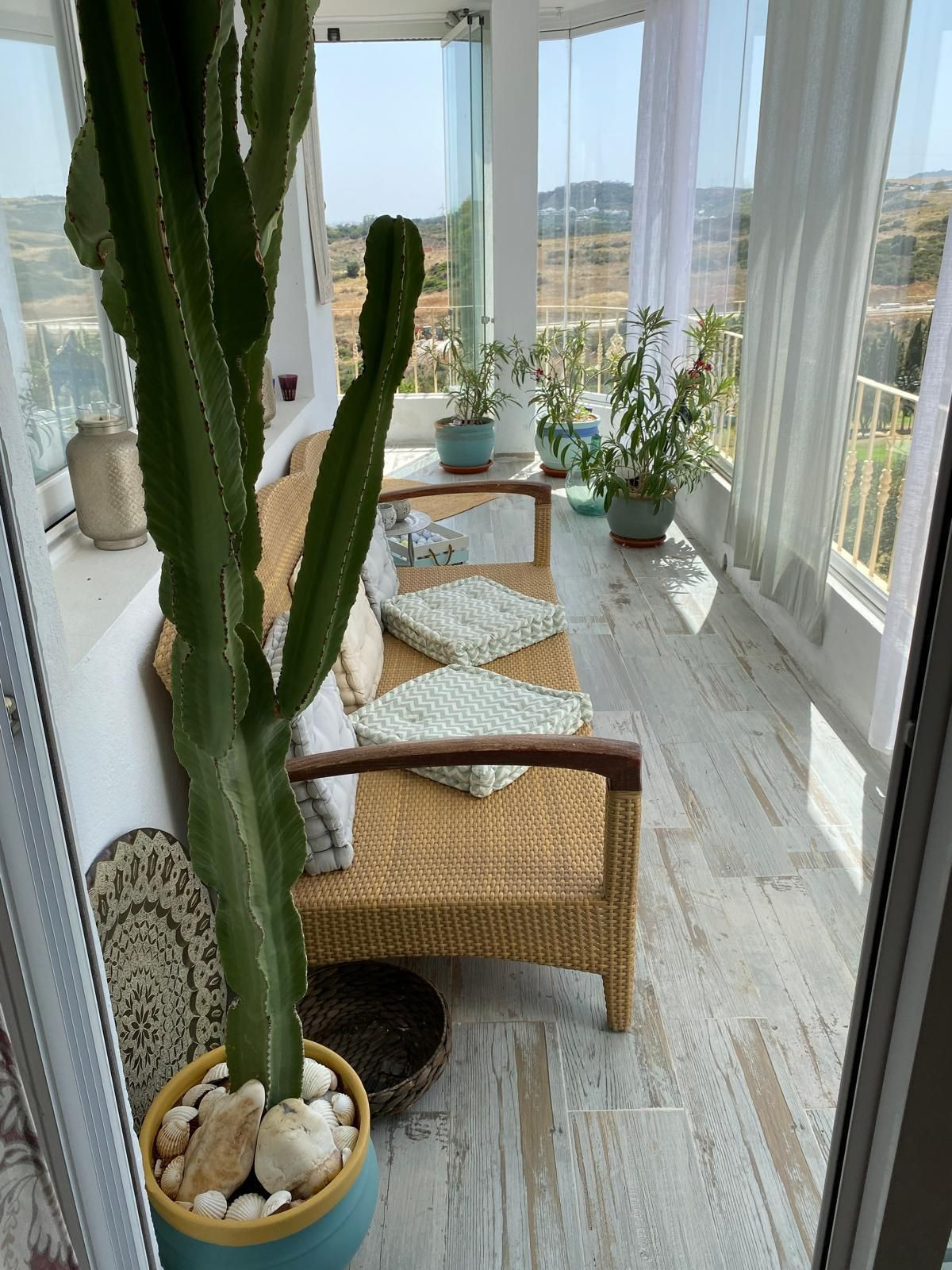 2 Bedroom Penthouse in Estepona - Photo 14