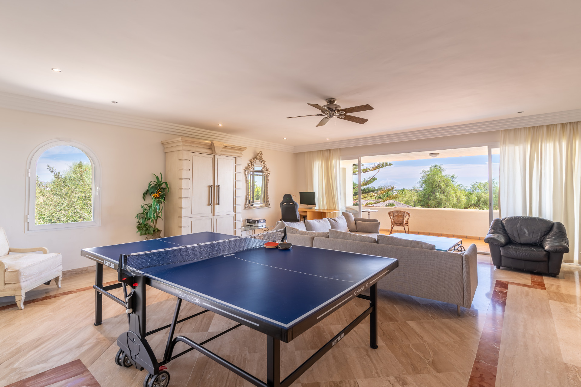 5 Bedroom Villa in Benahavís - Foto 11