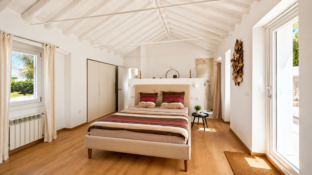 5 Bedroom Country house in Villanueva del Rosario - Photo 20