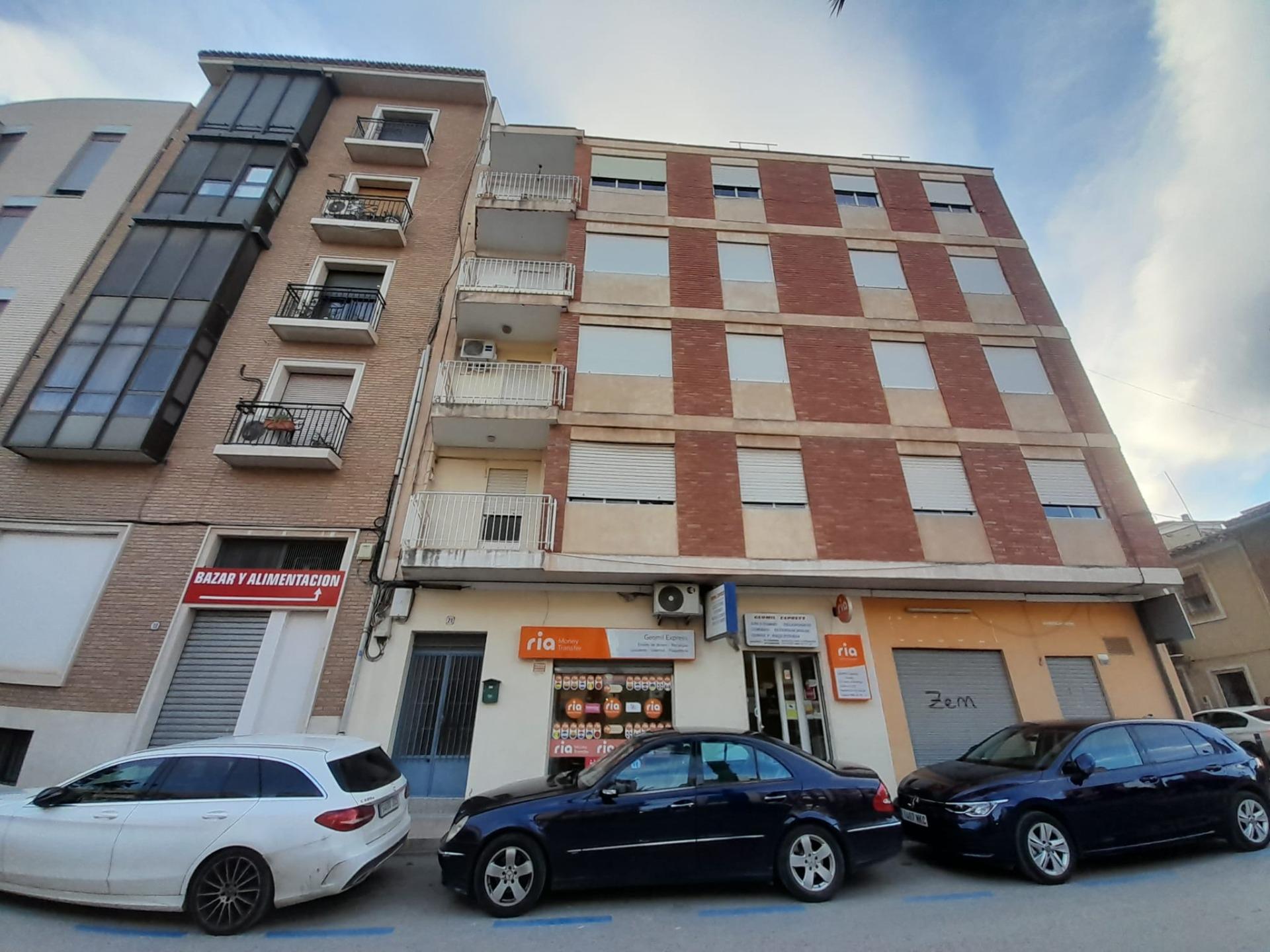 Piso de 4 dormitorios en Murcia – Foto 1
