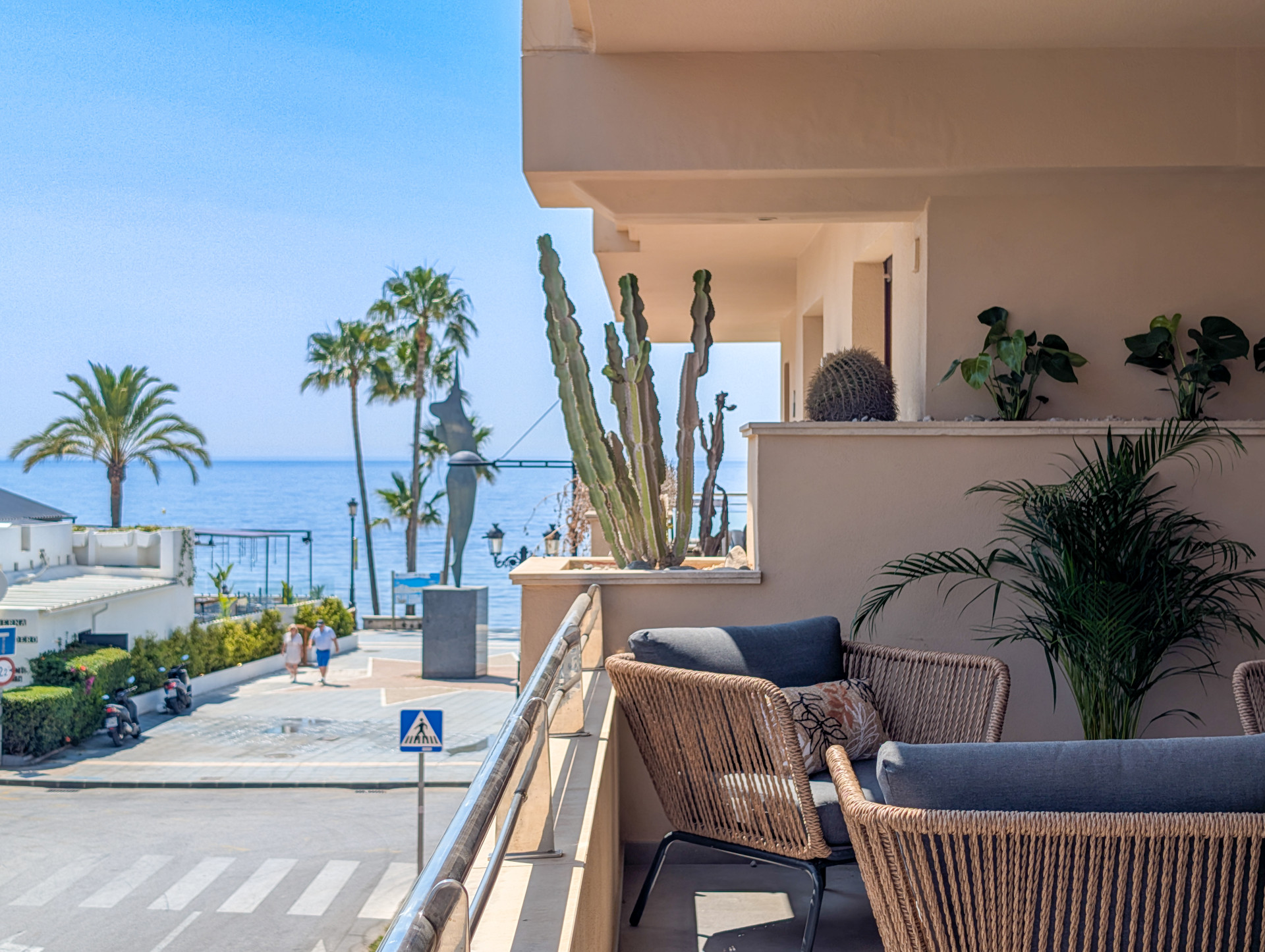 2 Bedroom Apartment in San Pedro de Alcántara - Photo 8