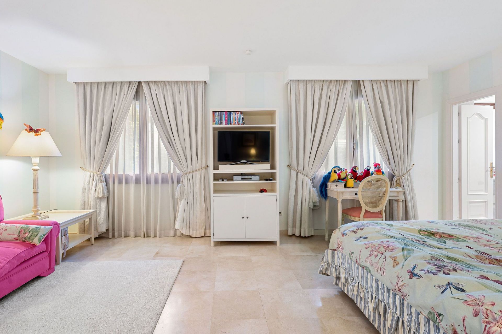 3 Bedroom Villa in Marbella - Photo 16