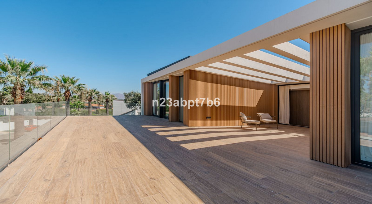 5 Bedroom Villa in Sotogrande - Photo 23