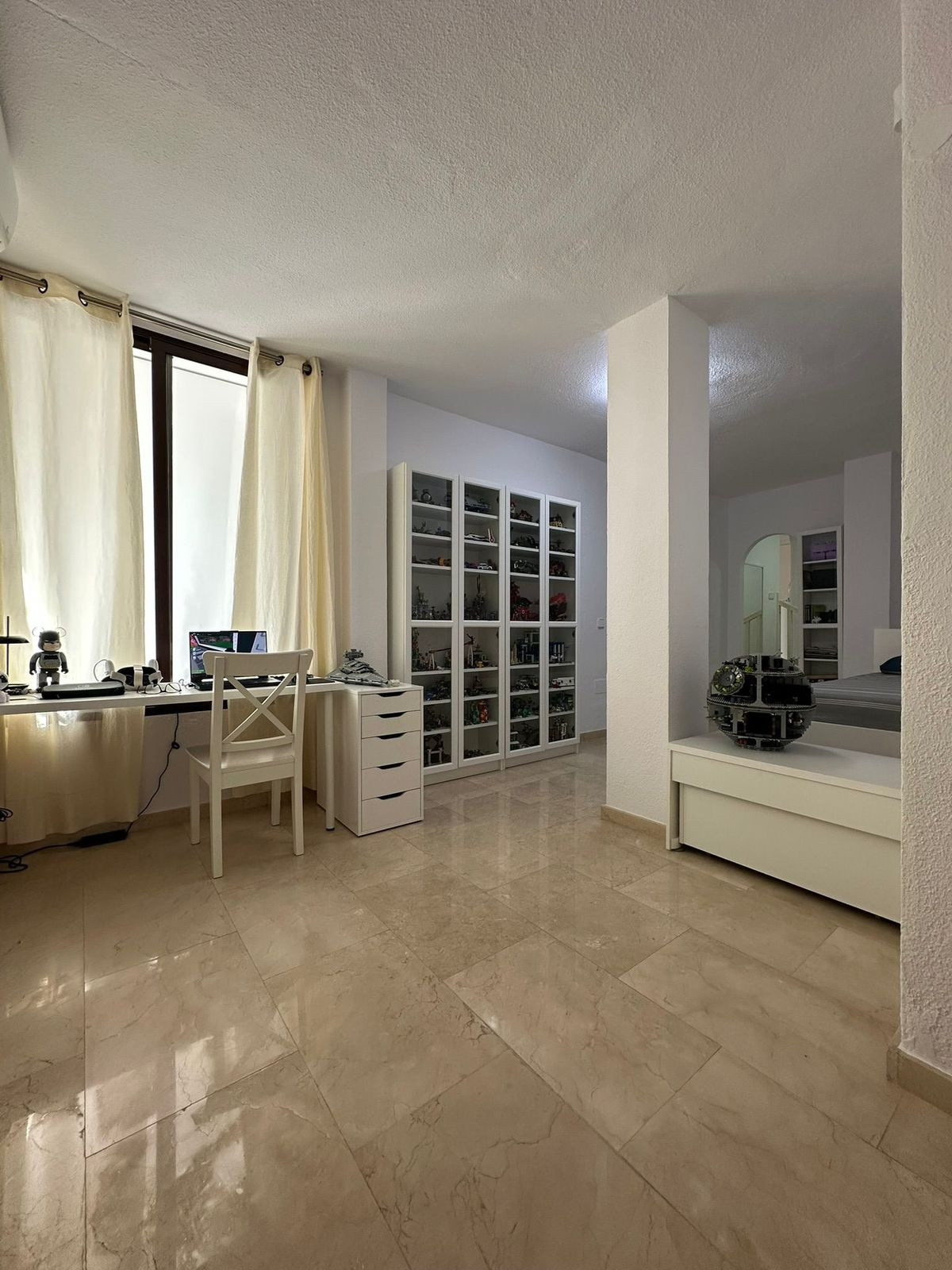 3 Bedroom Apartment in Marbella - Photo 32