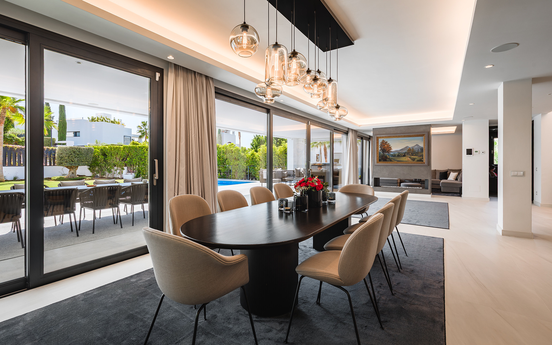 7 Bedroom Villa in Marbella - Photo 3