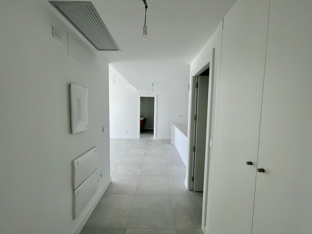 2 Bedroom Apartment in Manilva - Foto 18