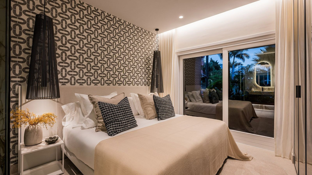 3 Bedroom Apartment in Estepona - Photo 21