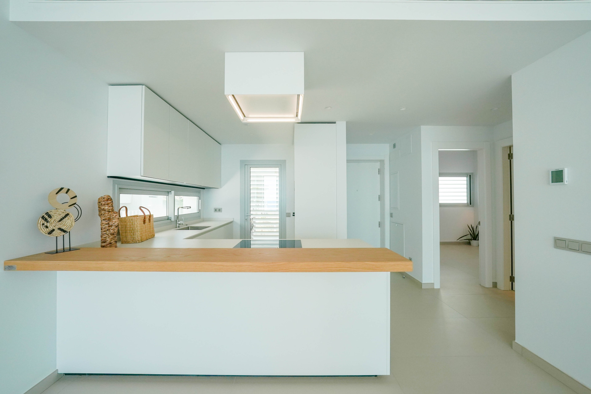 2 Bedroom Penthouse in Benalmádena - Photo 9