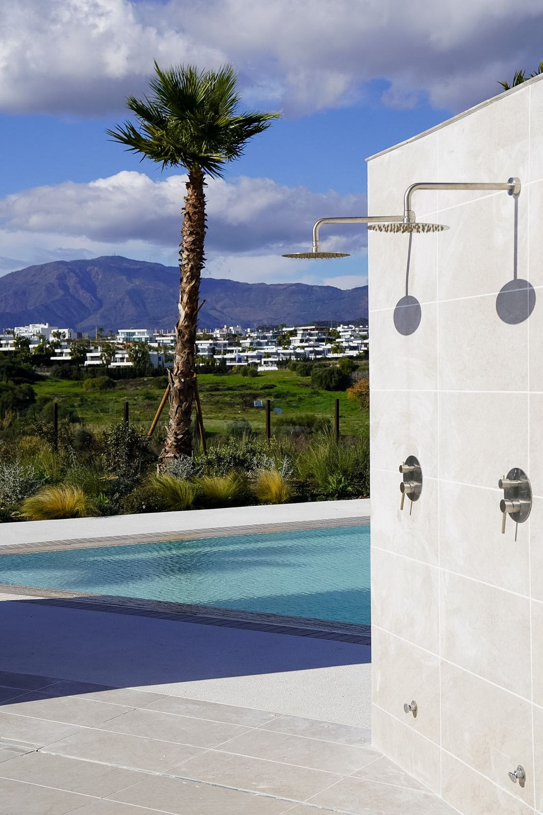 3 Bedroom Apartment in Estepona - Photo 25