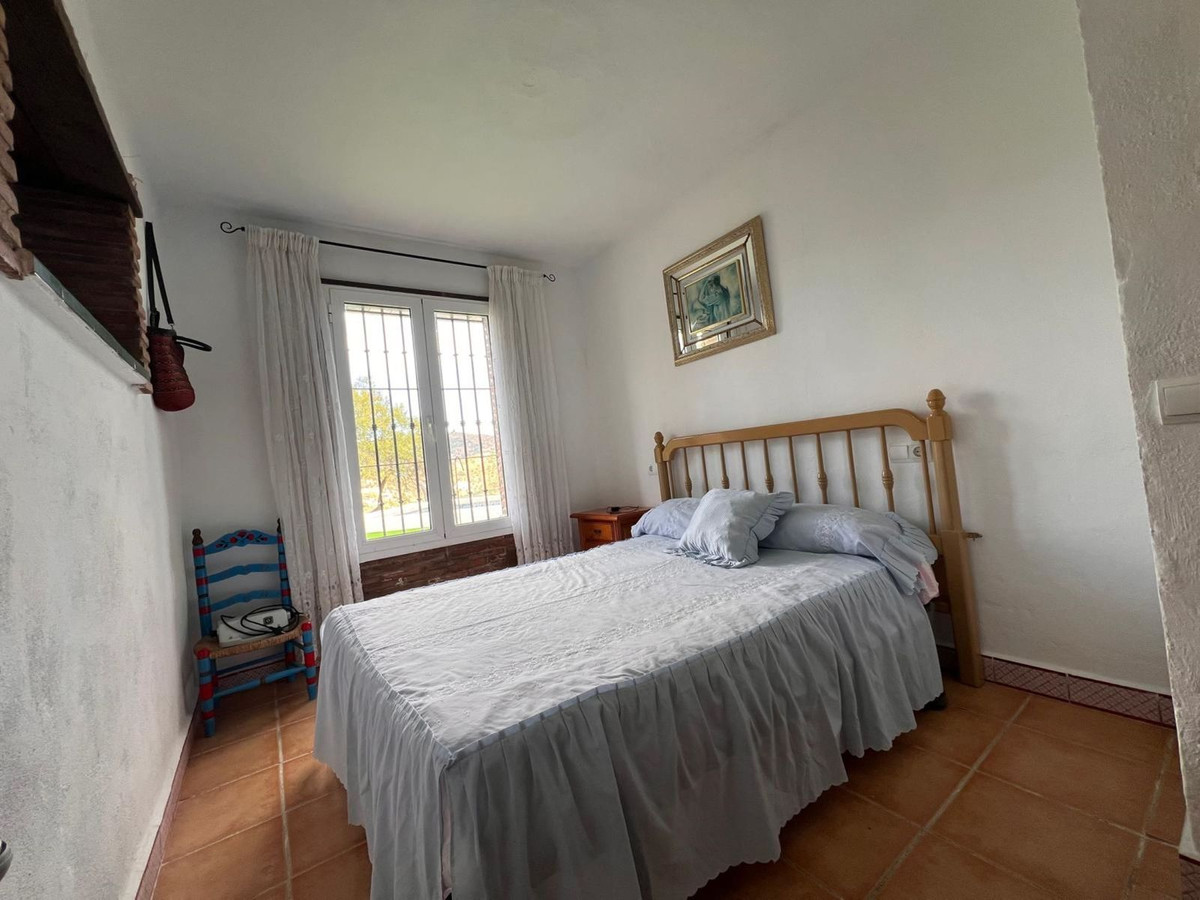 4 Bedroom Country house in Monda - Foto 11