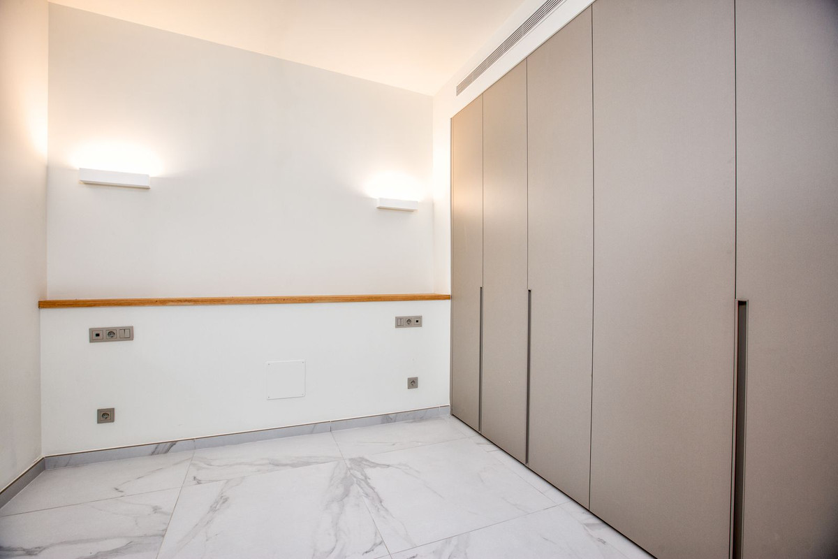 2 Bedroom Apartment in Fuengirola - Foto 25