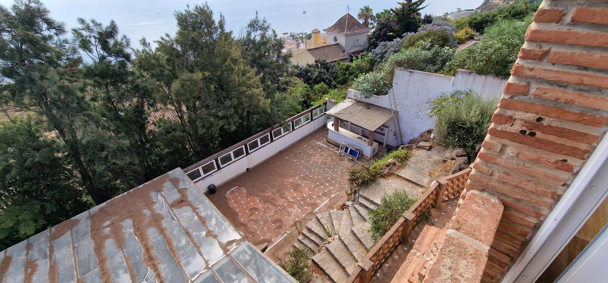 5 Bedroom Villa in Manilva - Photo 17
