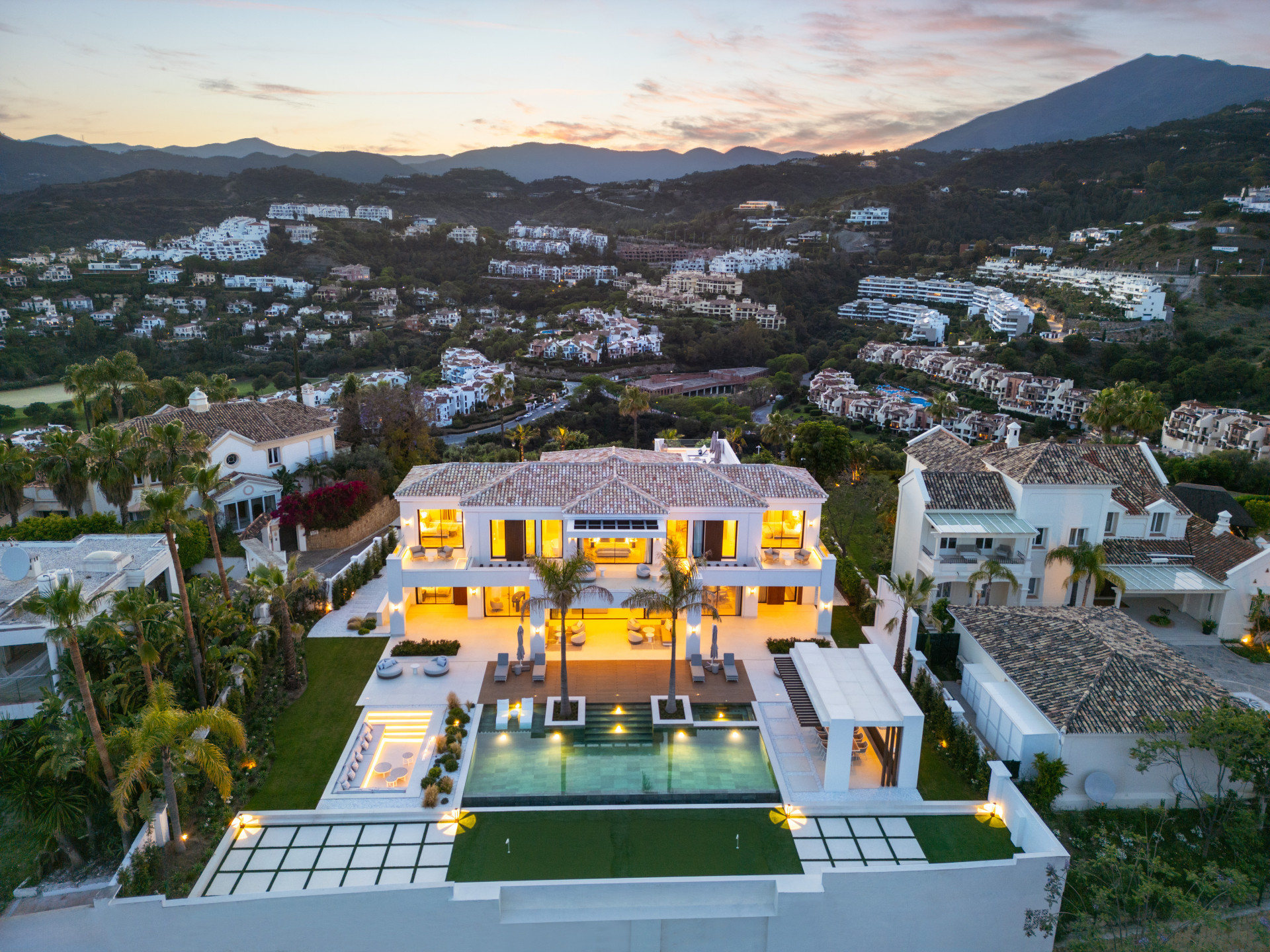 7 Bedroom Villa in Benahavís - Foto 7