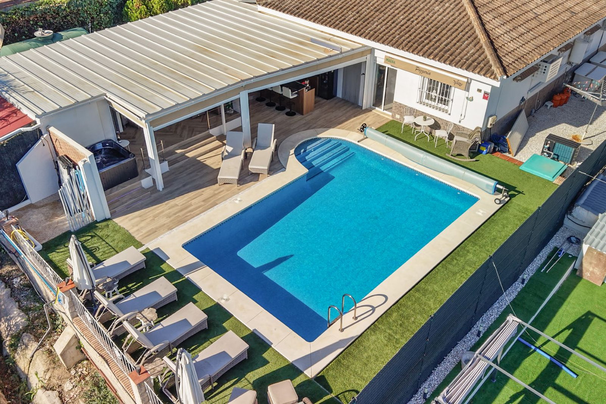 3 Bedroom Villa in Coín - Photo 5