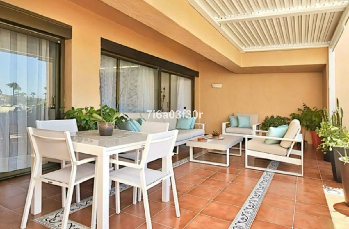 2 Bedroom Apartment in Estepona - Foto 7