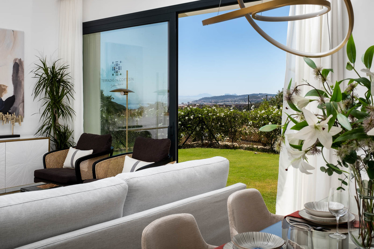 4 Bedroom Villa in Casares - Photo 27