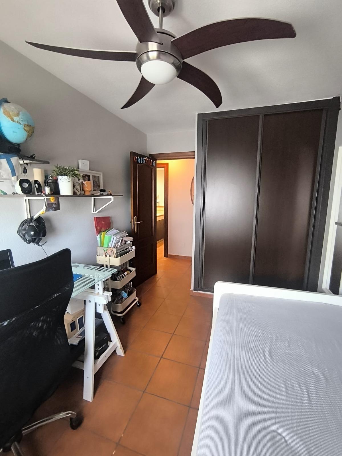 3 Bedroom Apartment in Fuengirola - Photo 29
