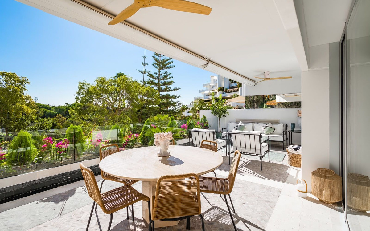 3 Bedroom Apartment in Marbella - Photo 7