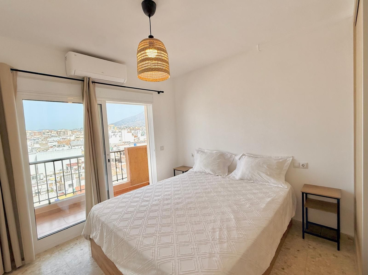 2 Bedroom Penthouse in Fuengirola - Photo 15