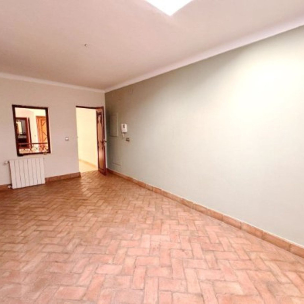 8 Bedroom Villa in Marbella - Photo 19