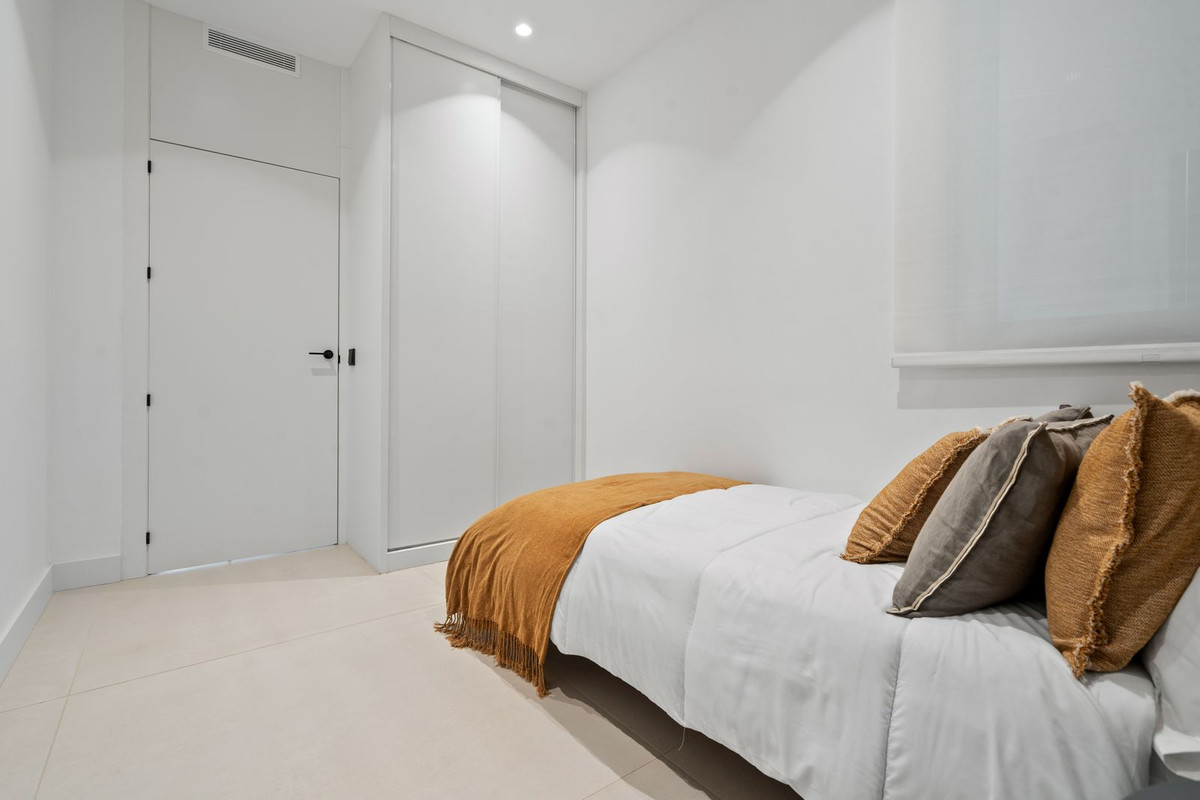 5 Bedroom Penthouse in Estepona - Foto 17