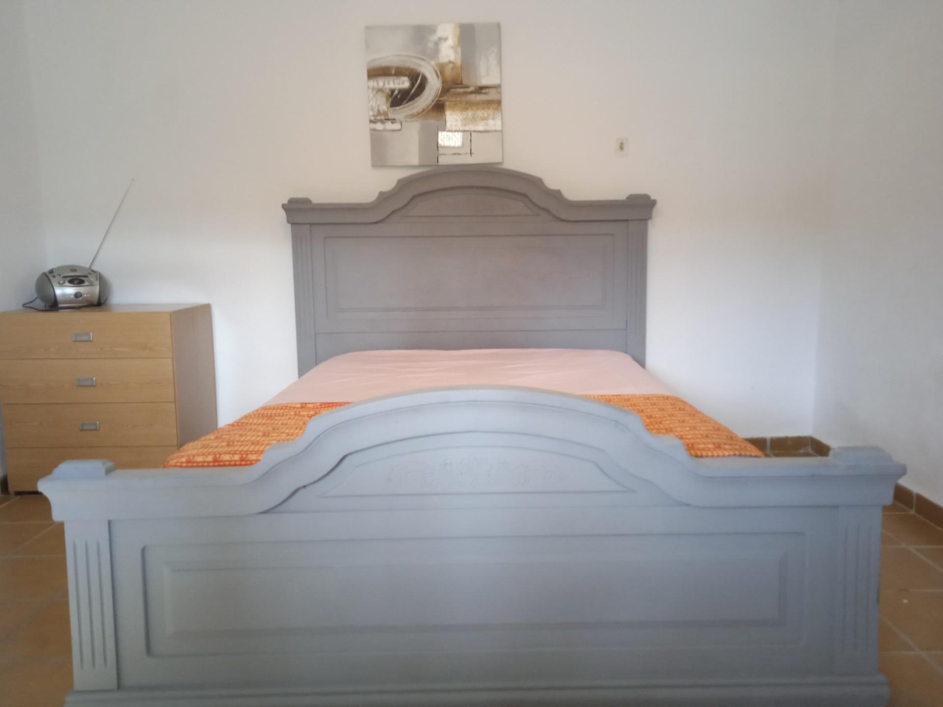 Chalet de 5 dormitorios con piscina en Granada – Foto 5