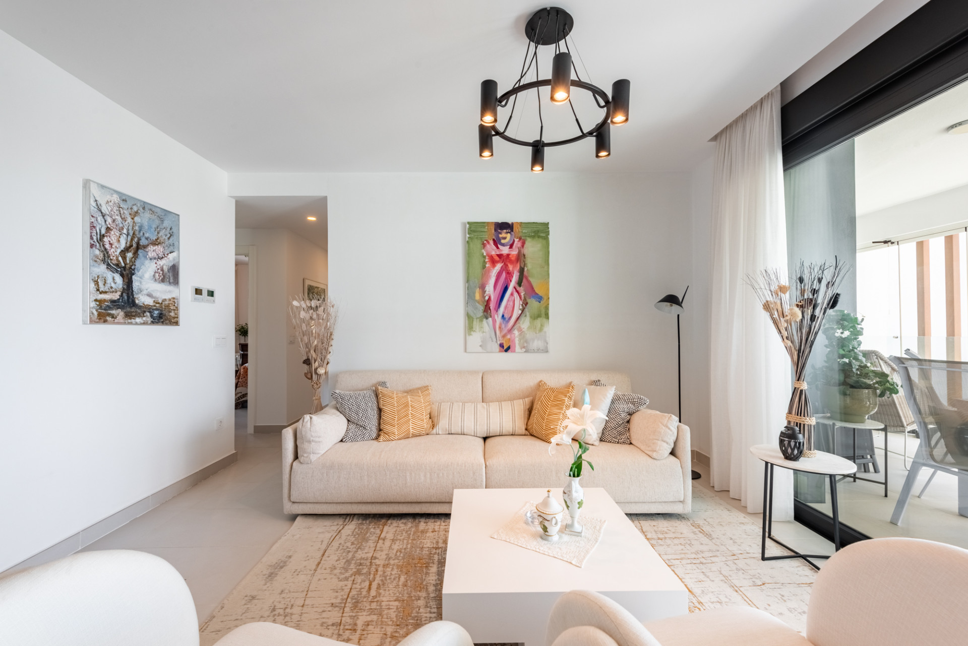 3 Bedroom Apartment in Estepona - Photo 5