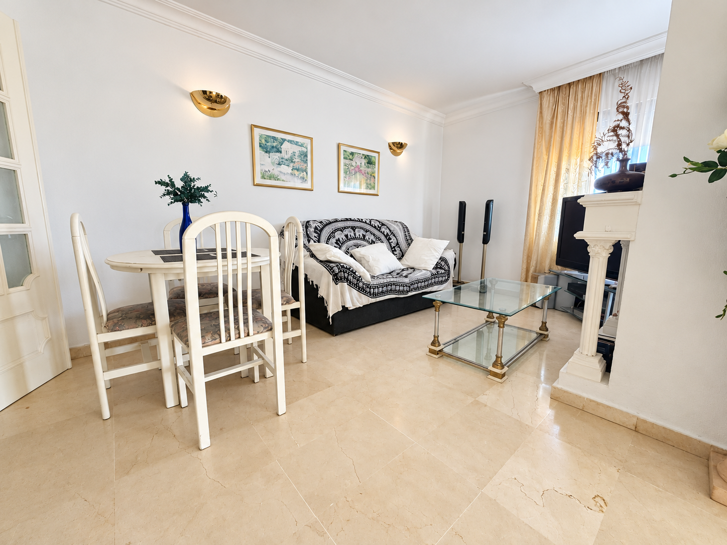 3 Bedroom Apartment in Fuengirola - Photo 3