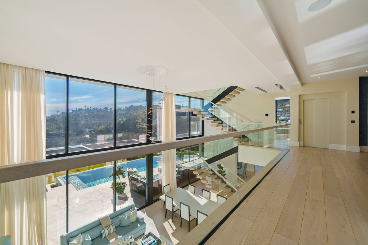 5 Bedroom Villa in Benahavís - Foto 20