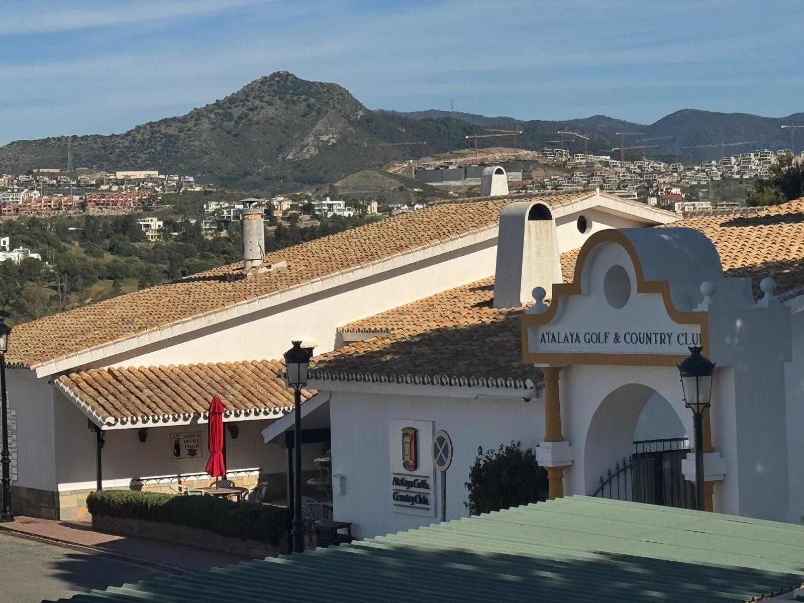 2 Bedroom Apartment in Estepona - Photo 18