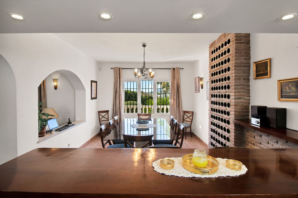4 Bedroom Villa in San Pedro de Alcántara - Foto 9