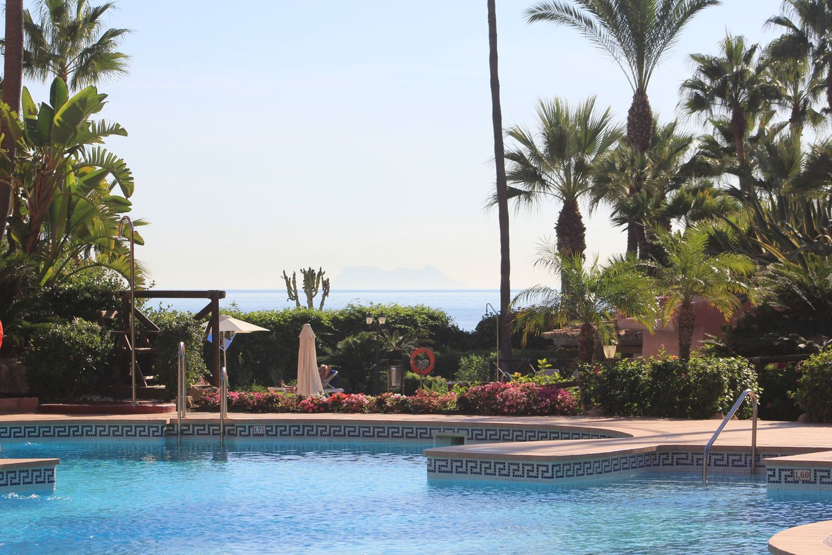 3 Bedroom Penthouse in Estepona - Фото 54